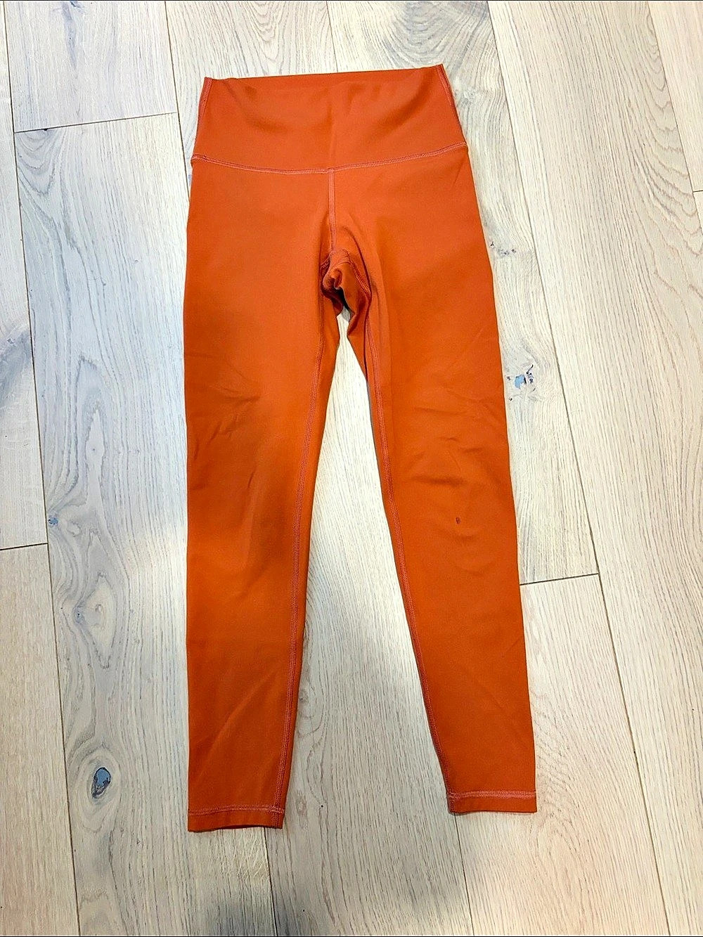 Fleo Athletic Leggings in Orange Size Small